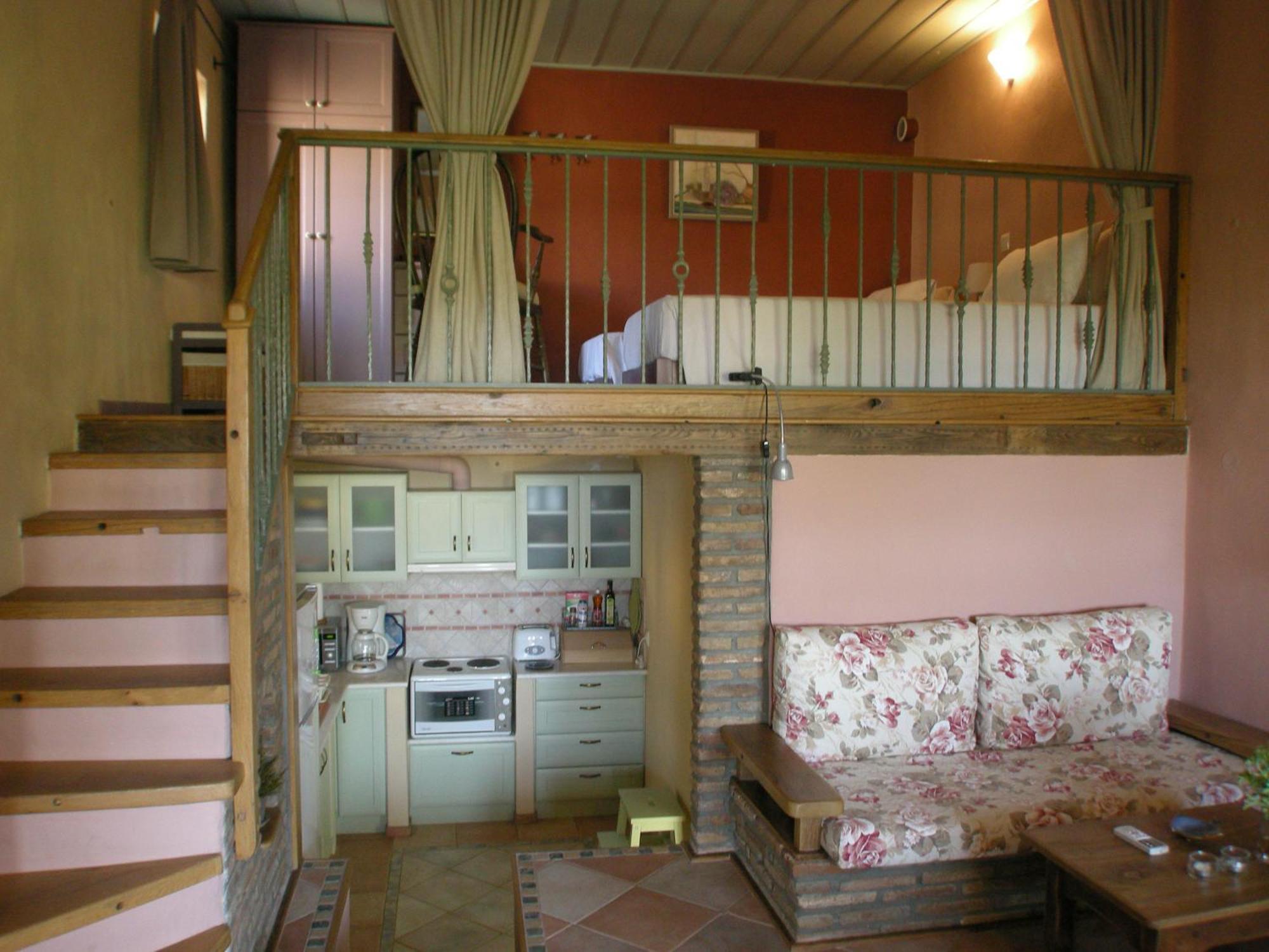 Gasthaus To The Garden Angairiá Zimmer foto